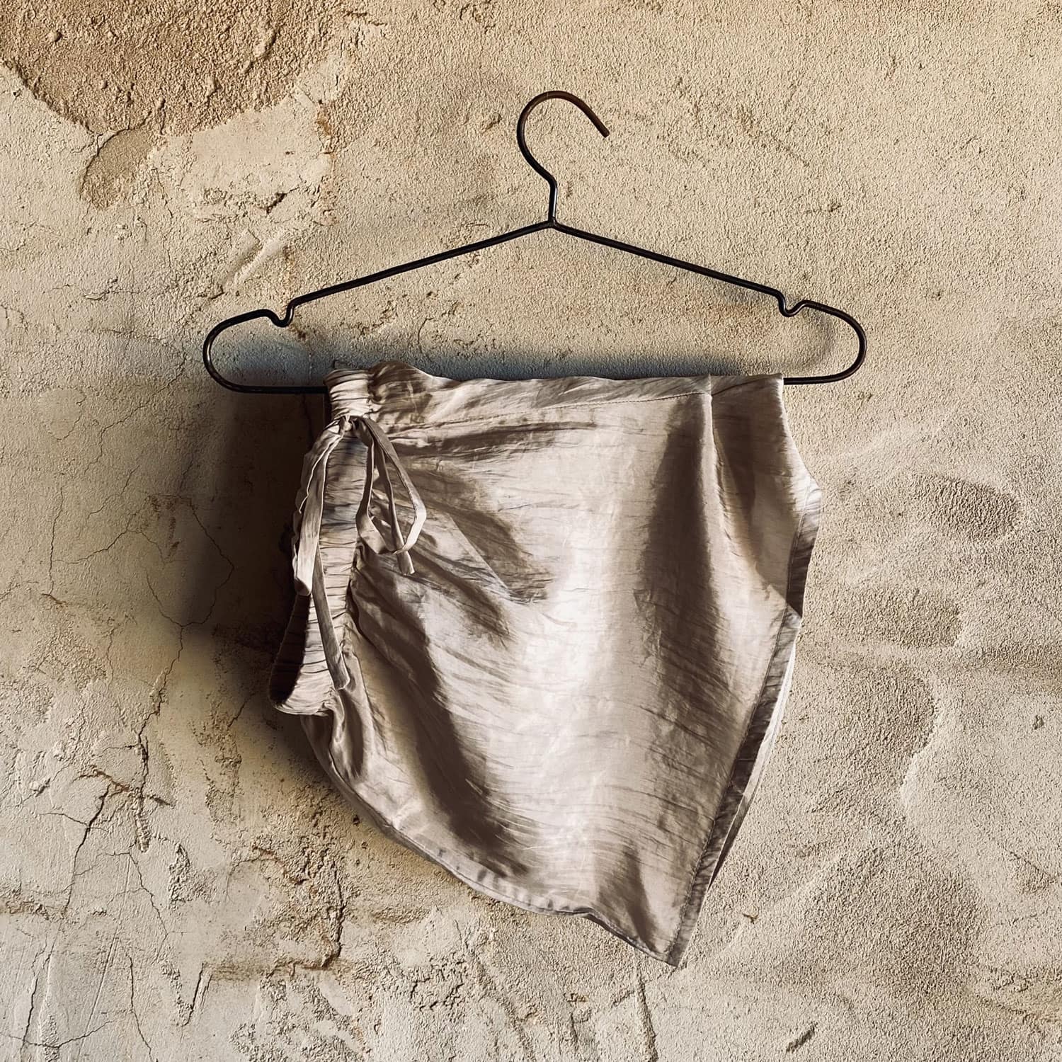 Noa Shorts - Women - HS Habotai Silk 40 - S018 Powder