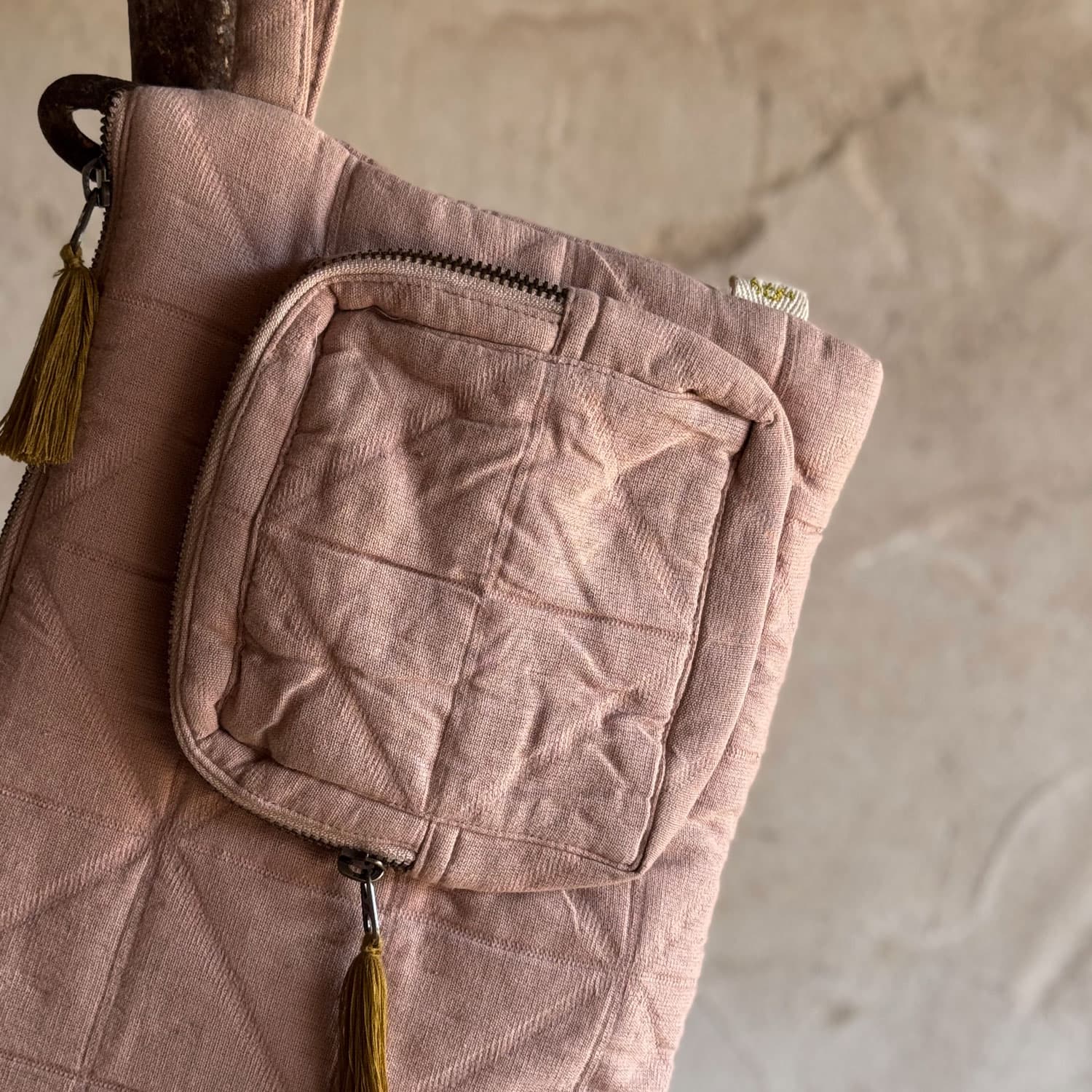 Akira Laptop Case - OQ Origami Quilt - S054 Nude Brown
