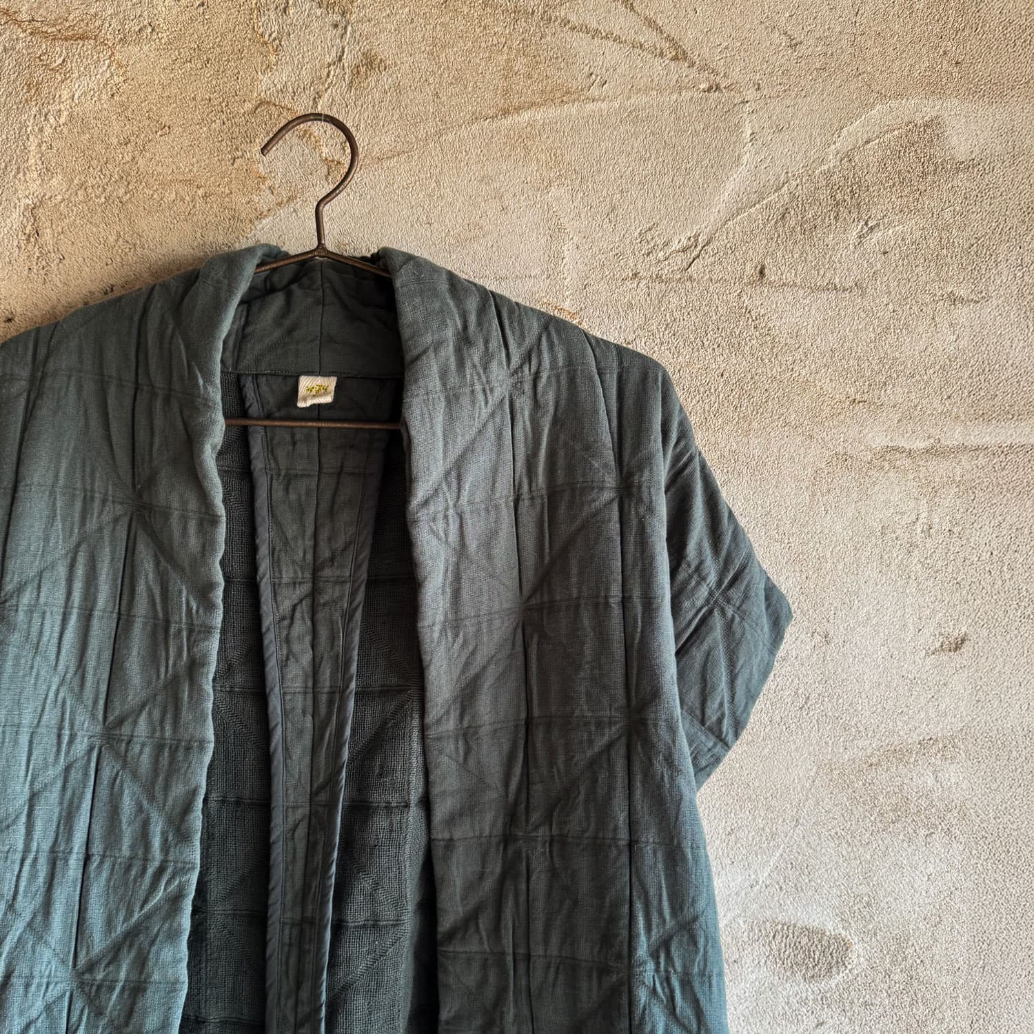 Akira Vest - Women  - OQ Origami Quilt - S021 Dark Grey