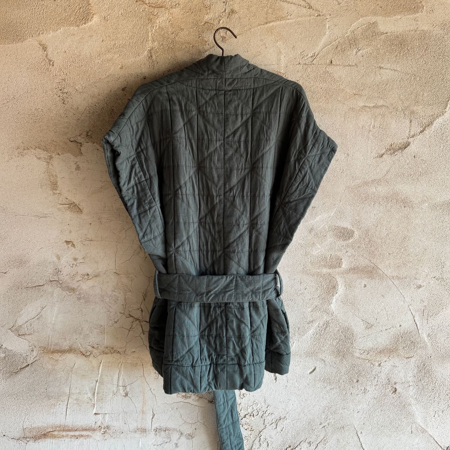 Akira Vest - Women  - OQ Origami Quilt - S021 Dark Grey