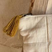 Akira Zip Clutch - OQ Origami Quilt - S000 Natural