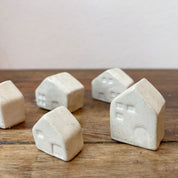 Ceramic Village 5 Tiny Houses - S000 Natural