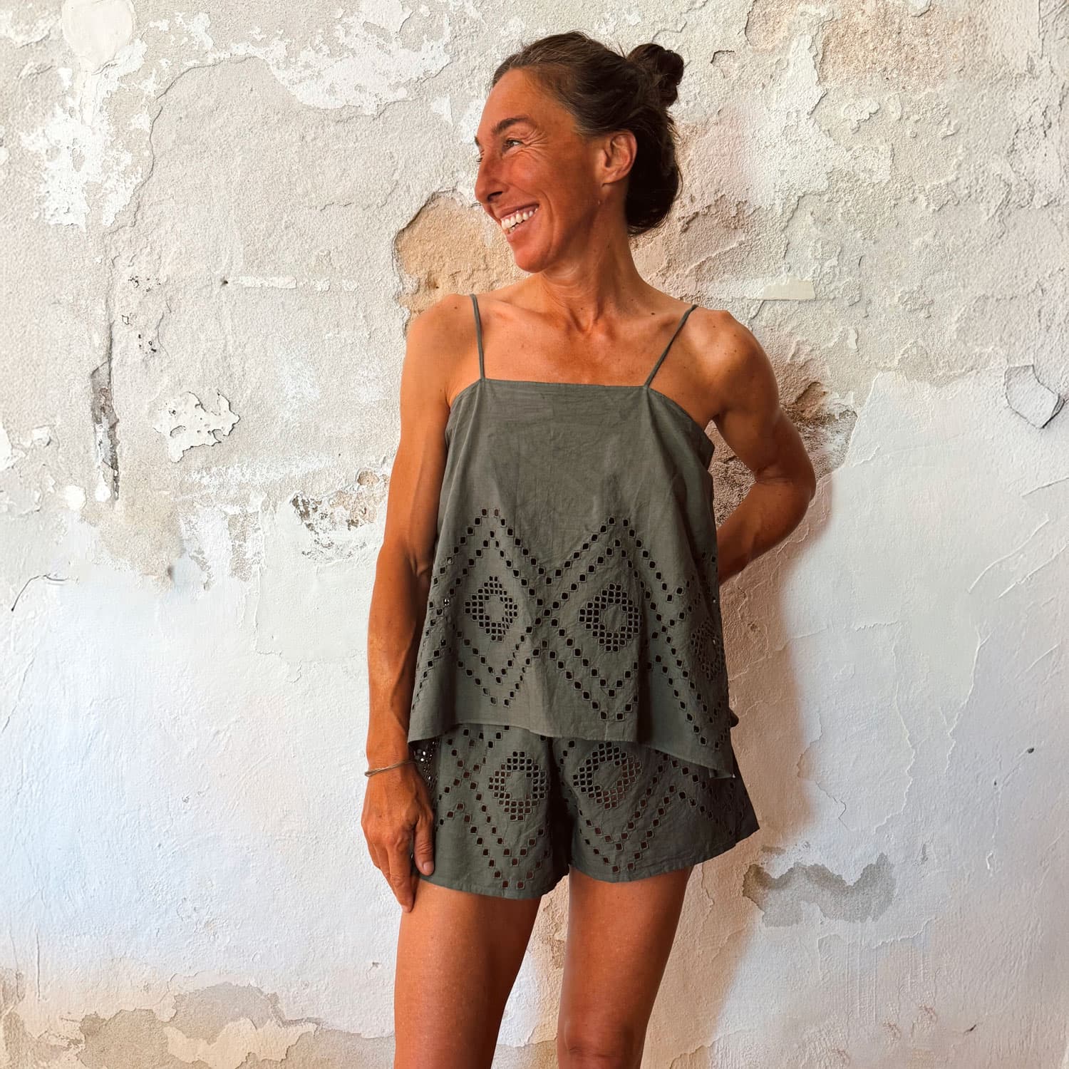 Deborah Short Pants - Women - CA Cambric 60 - S021 Dark Green Grey