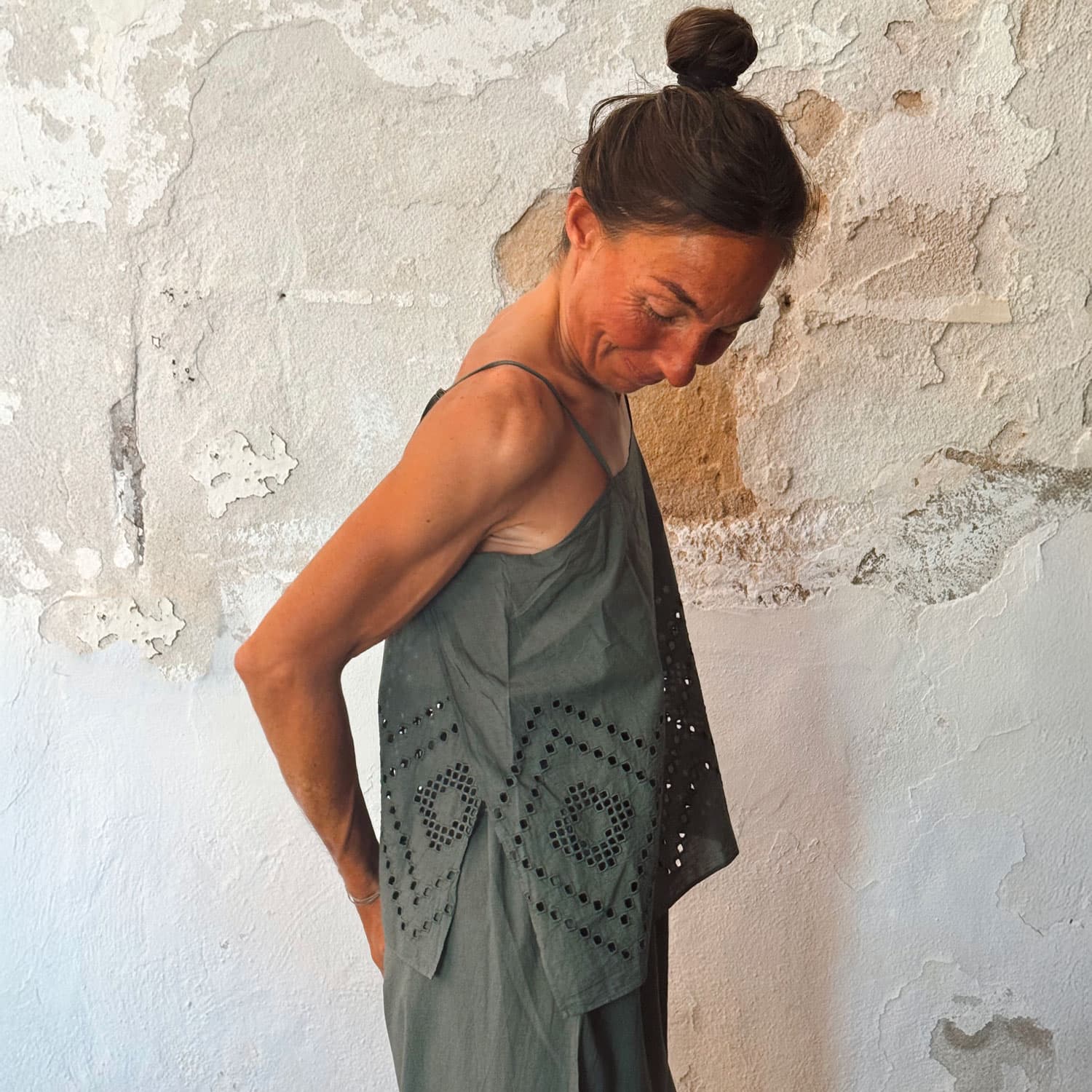 Deborah-Tank-Top---Women---CA-Cambric-60---S021-Dark-Green-Grey-03-pichi.jpg