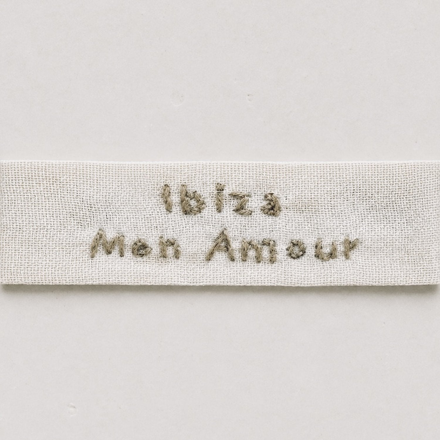 EmbroideredBraceletIbizaMonAmour-S000Natural-01.jpg