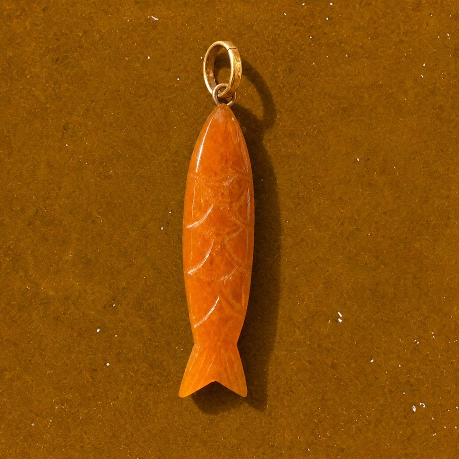 FishStonePendant-Large-GoldenJade-01_b2b244a2-9b2d-41a5-974d-05454e927a54.jpg