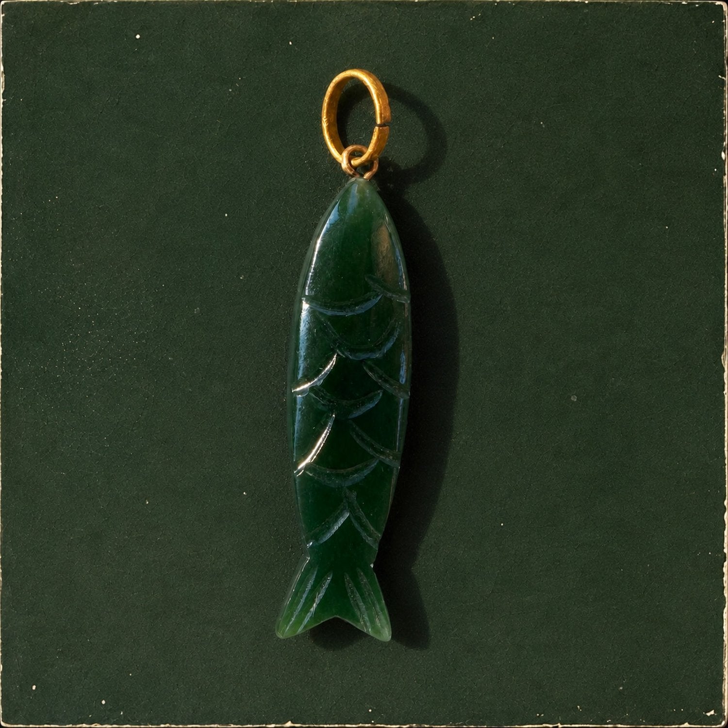 FishStonePendant-Large-GreenAventurine-01_6536c12c-74fb-4443-b29c-a475180d5743.jpg