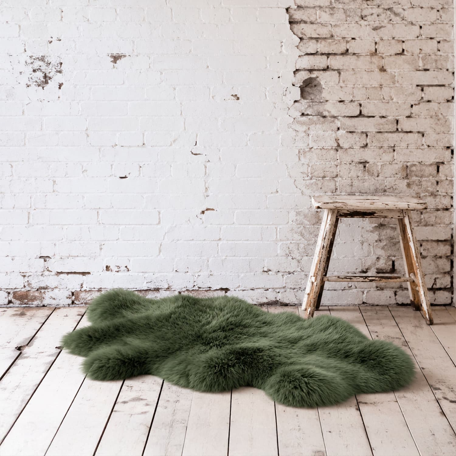 Long-Wool-Sheepskin---Shamrock-01.jpg