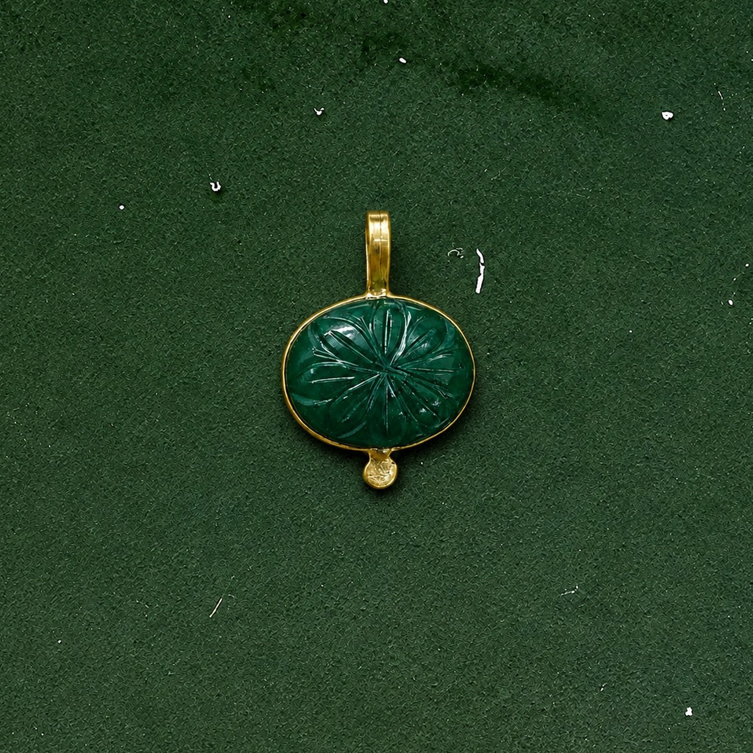 NilaCarvedStonePendant-GreenAventurine-01_c24cce3e-2ecb-4690-8adc-c688dfa2c93b.jpg