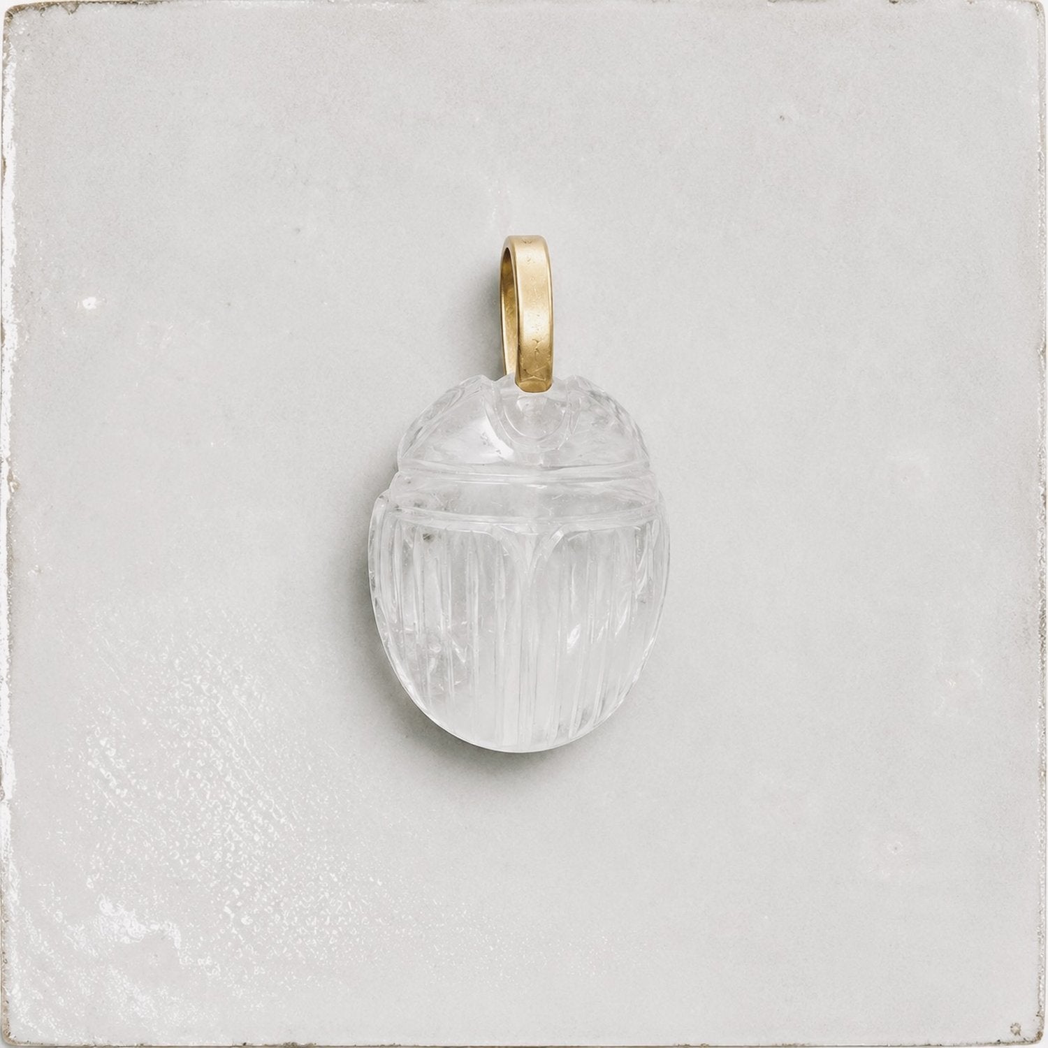 ScarabStonePendant-CrystalQuartz-01_64c02cdb-28ea-48a6-a672-8b98e75b6e4d.jpg