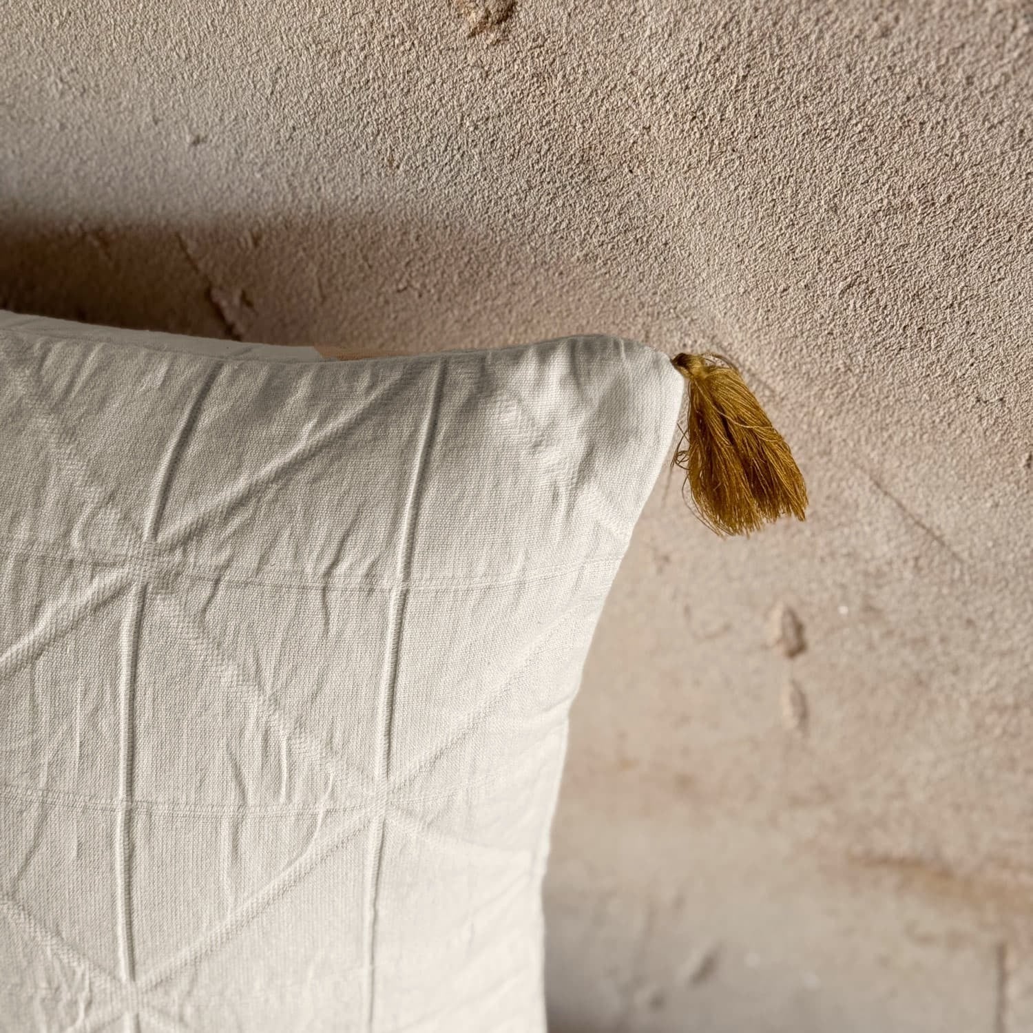 Akira Cushion Cover - OQ Origami Quilt - S000 Natural - n°74 E - Shop - 7400000137298