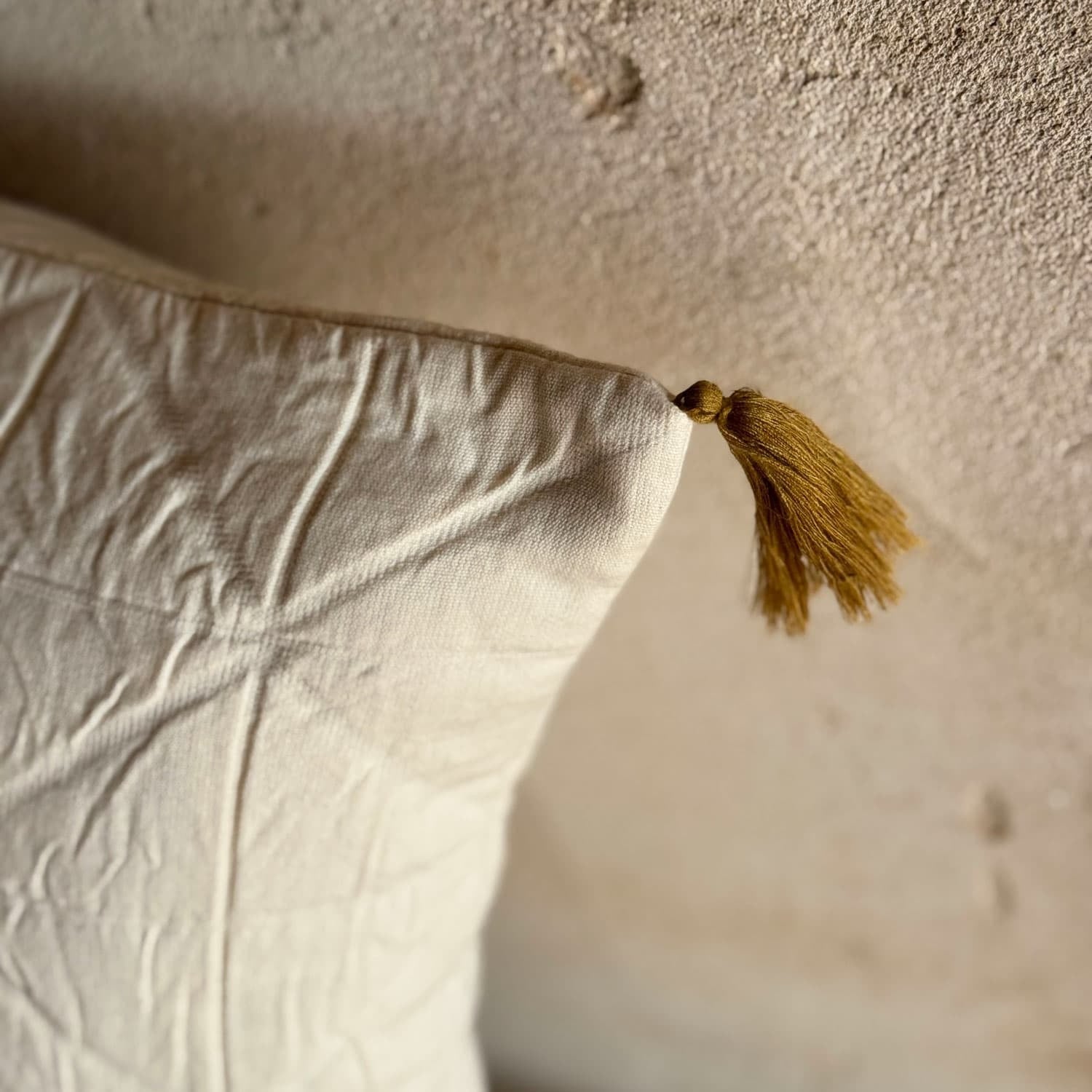 Akira Cushion Cover - OQ Origami Quilt - S000 Natural - n°74 E - Shop - 7400000137298