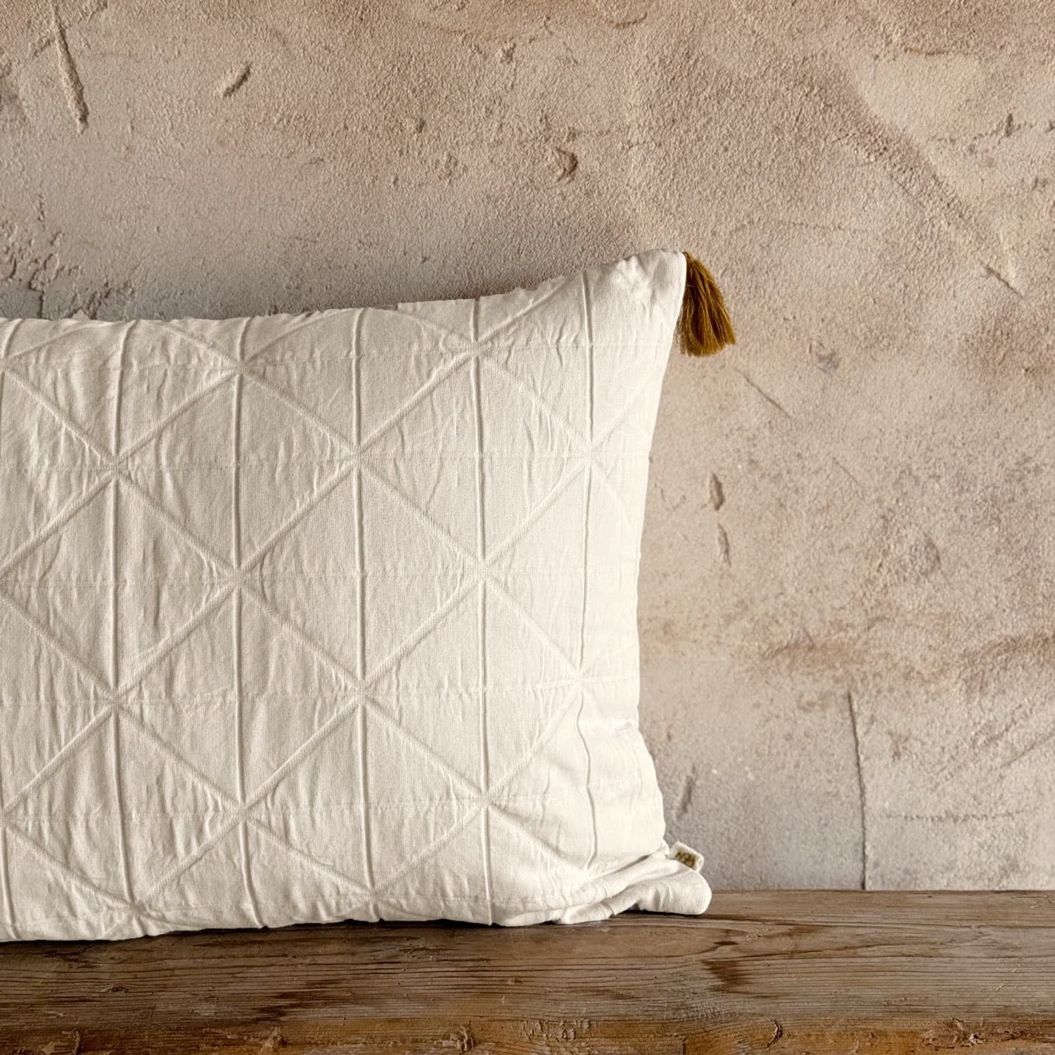 Akira Cushion Cover - OQ Origami Quilt - S000 Natural - n°74 E - Shop - 7400000137298