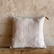 Akira Cushion Cover - OQ Origami Quilt - S018 Powder - n°74 E - Shop - 7400000137300