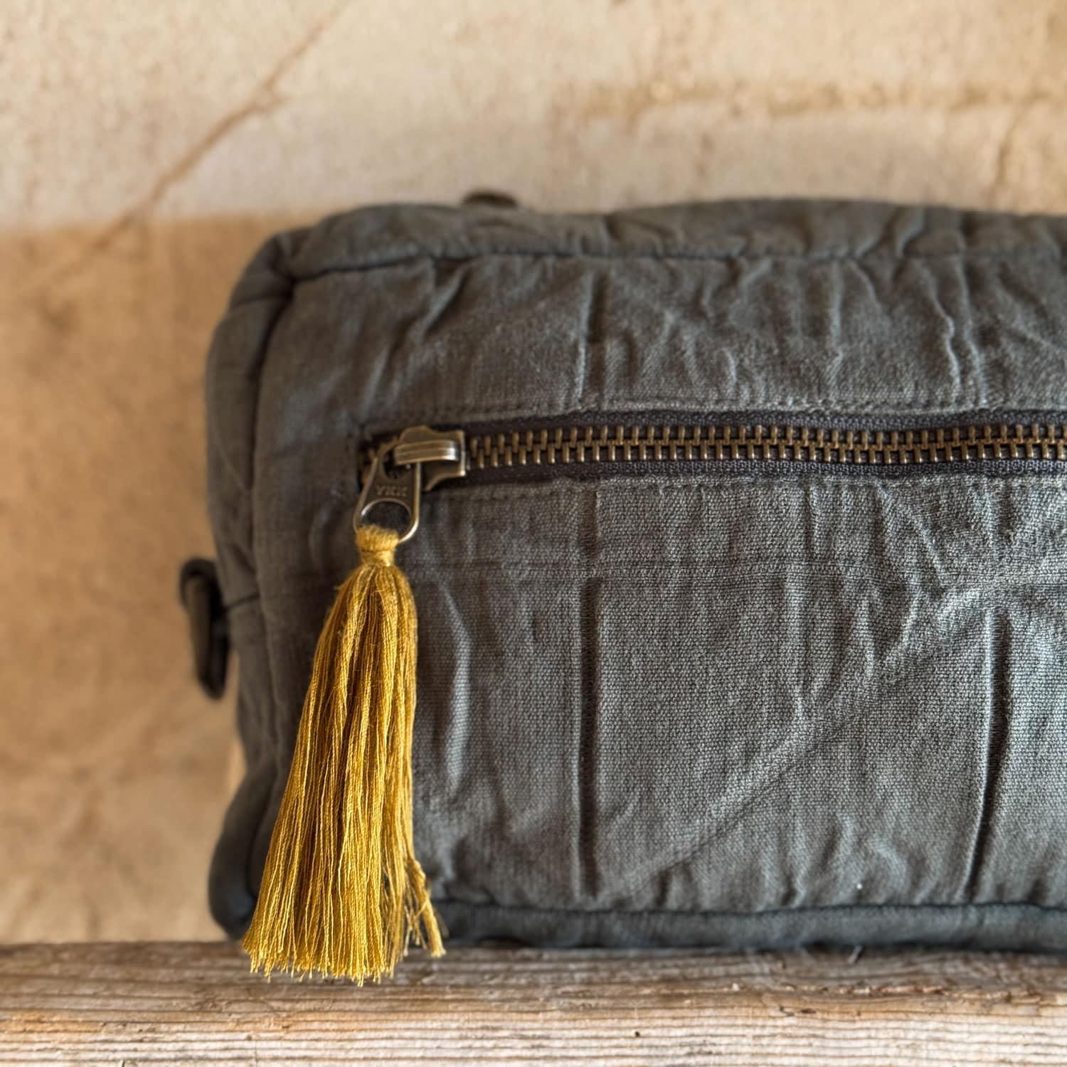 Akira Daily Bag  - OQ Origami Quilt - S021 Dark Grey