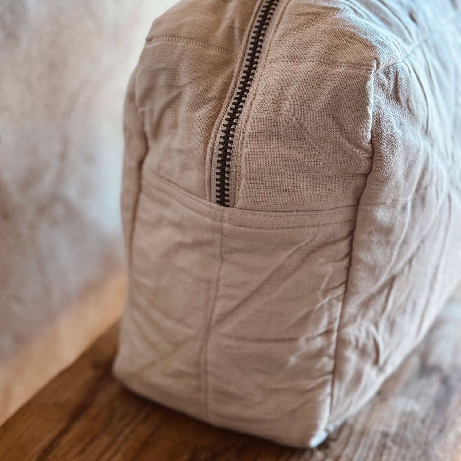 Akira Toiletry Bag - OQ Origami Quilt - S018 Powder - Large