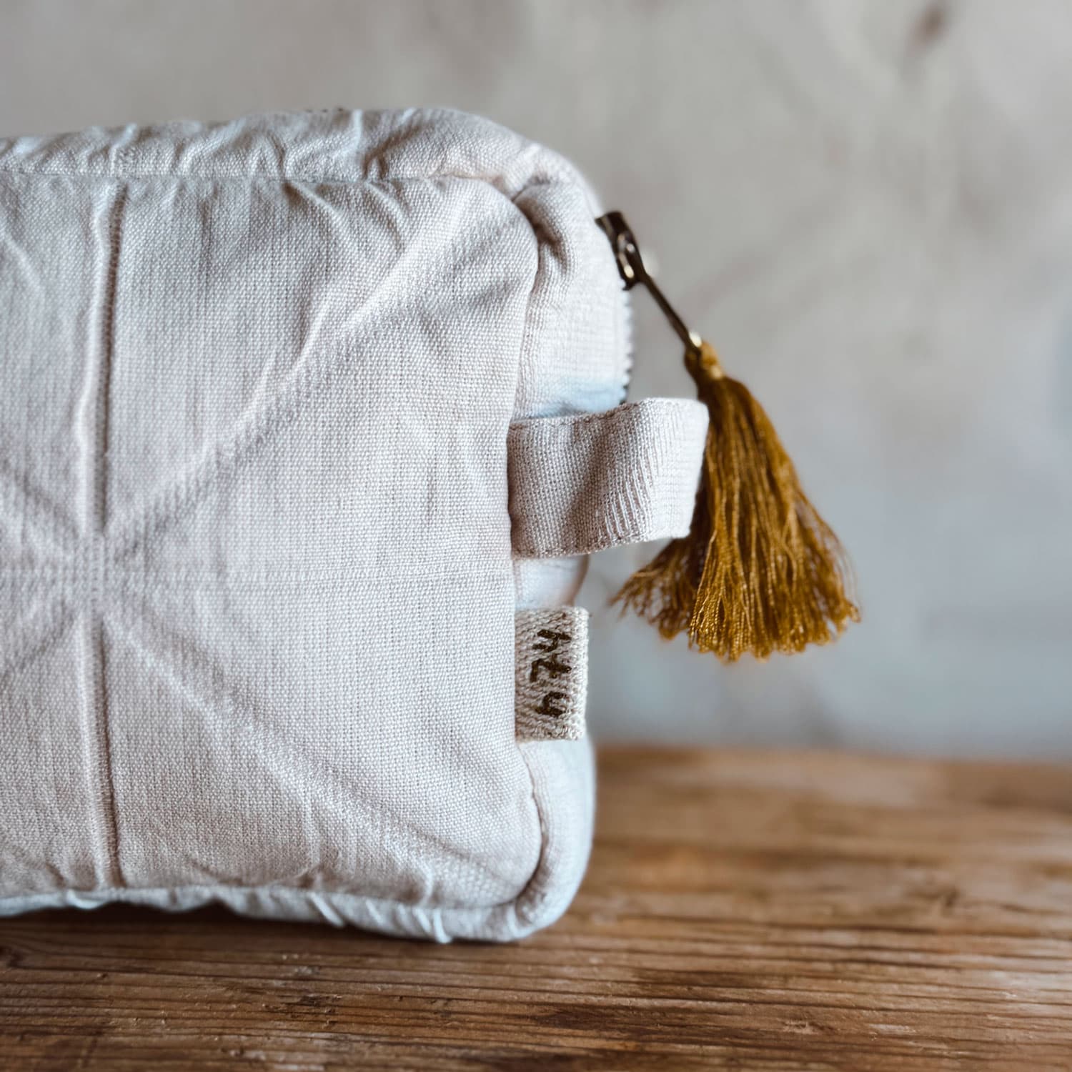 Akira Toiletry Bag - OQ Origami Quilt - S018 Powder - Medium