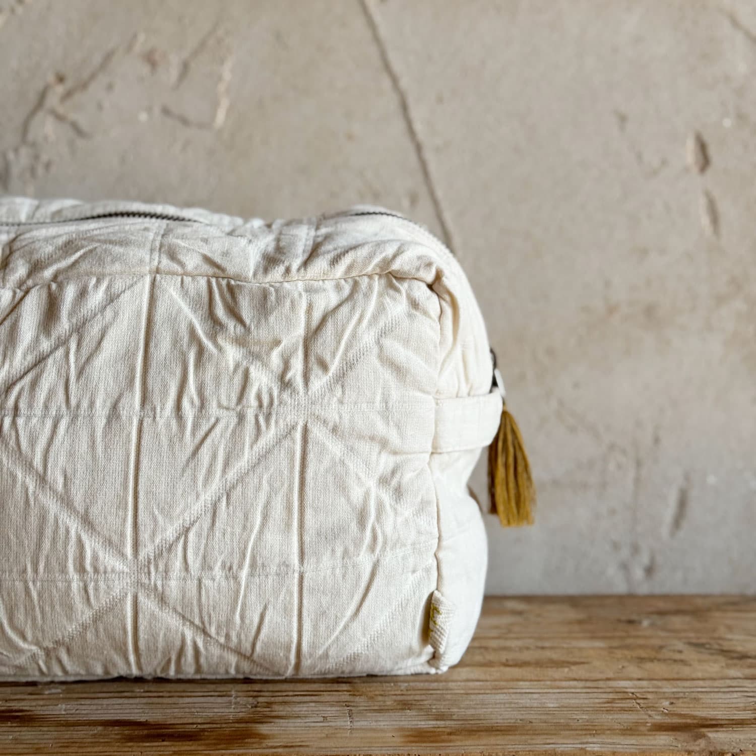 Akira Toiletry Bag - OQ Origami Quilt - S000 Natural - Large - n°74 E - Shop - 7400000137286