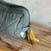 Akira Toiletry Bag - OQ Origami Quilt - S021 Dark Grey - Medium