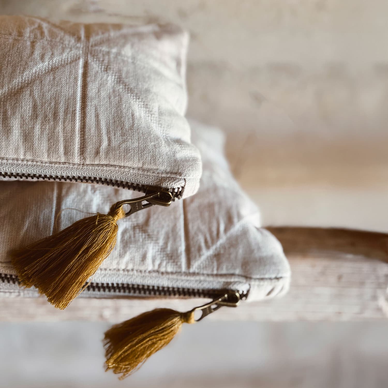 Akira Zip Clutch - OQ Origami Quilt - S018 Powder