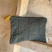 Akira Zip Clutch - OQ Origami Quilt - S021 Dark Grey