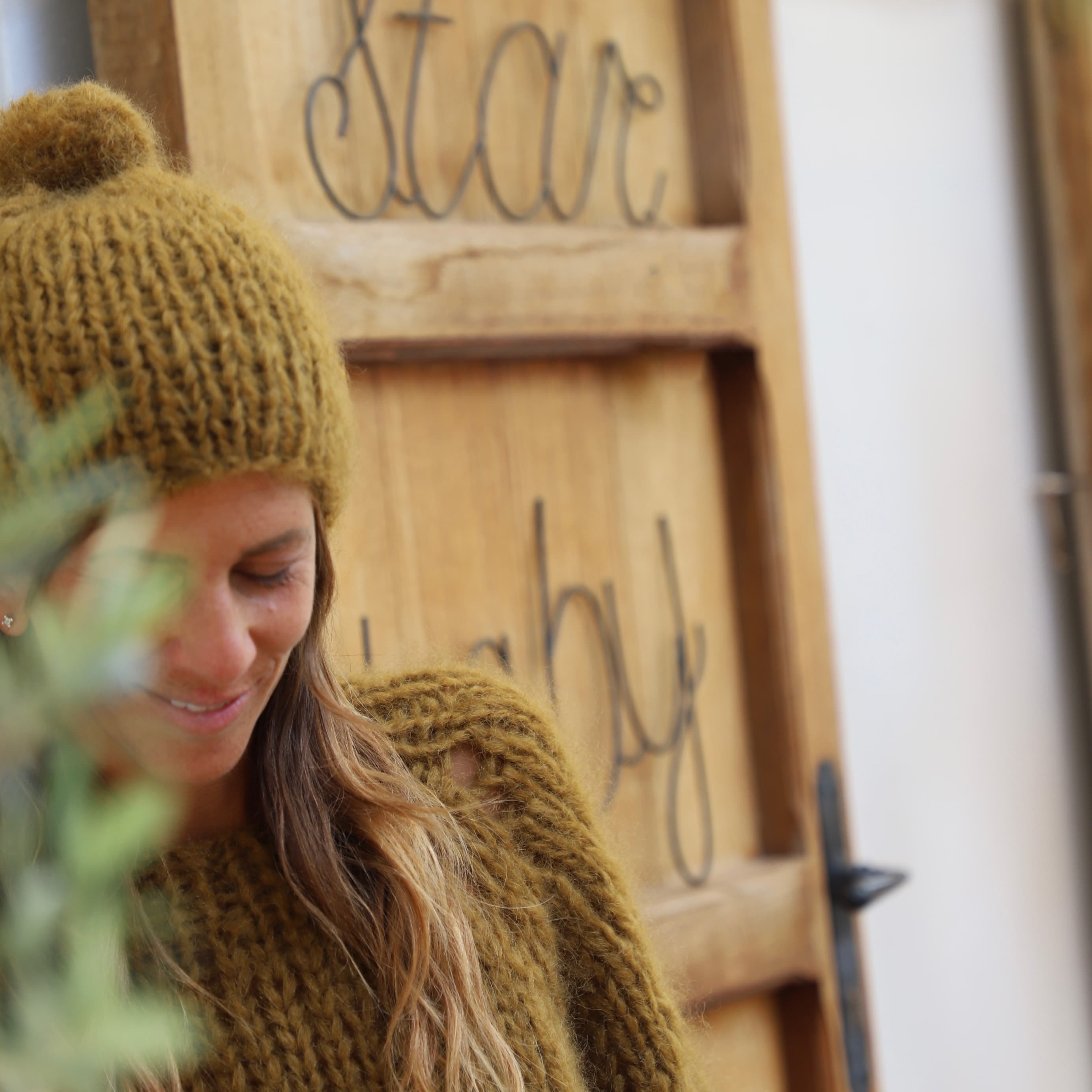 Atelier Pompom Beanie  - Women - MO Mohair - S050 Antique Bronze