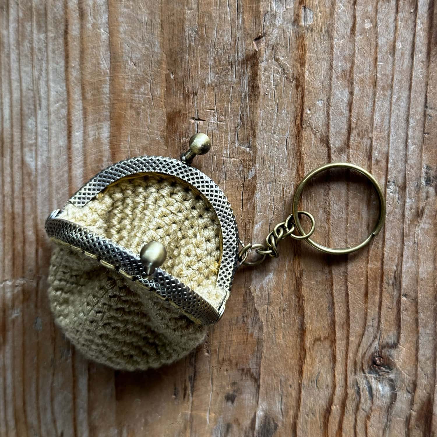 Colette Coins Purse - RY Rayon - S048 Mellow Yellow - n°74 E - Shop - 7400000137412