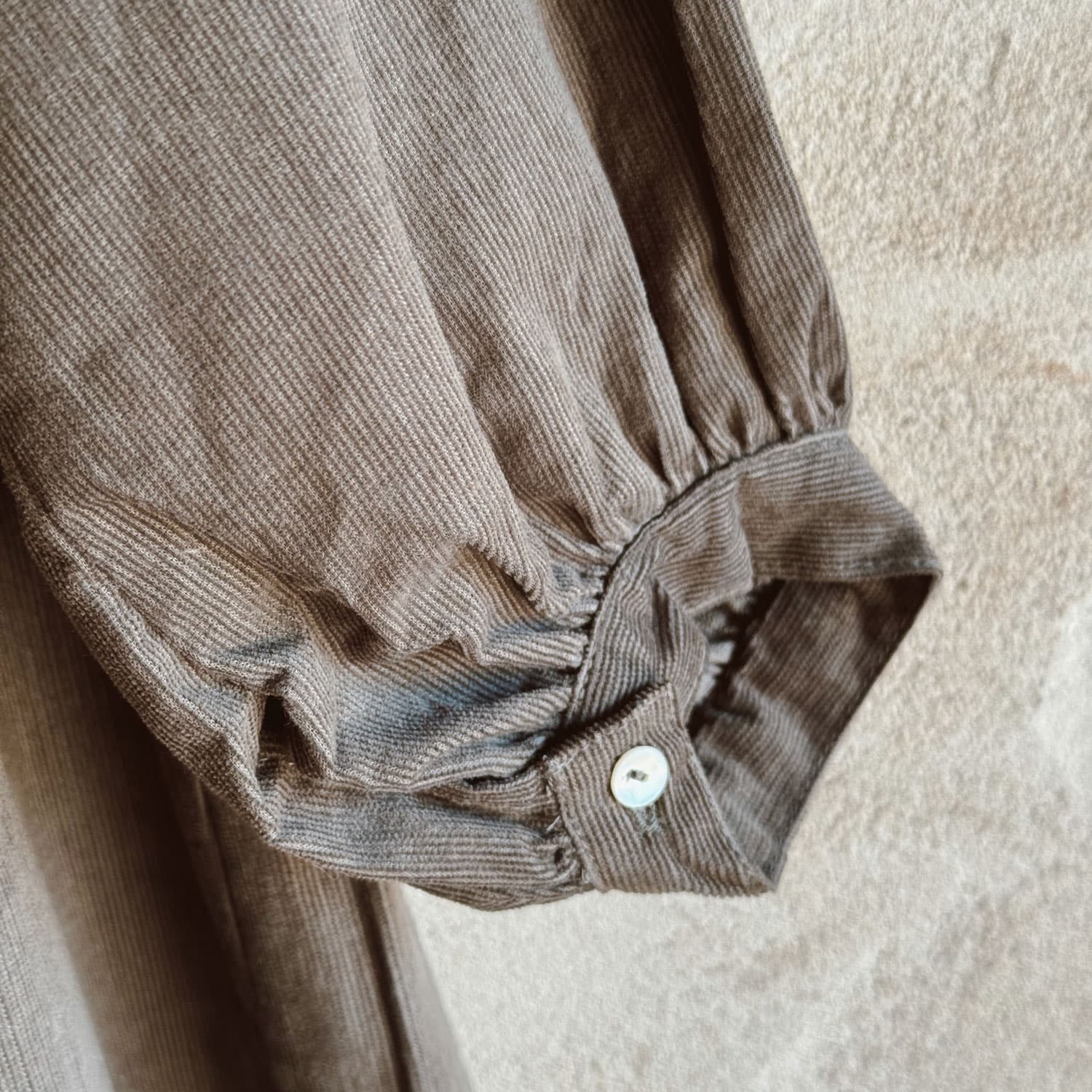 Elisa Dress - Kids - CO Cotton Corduroy - S045 Stone Grey - n°74 E - Shop - 7400000137575