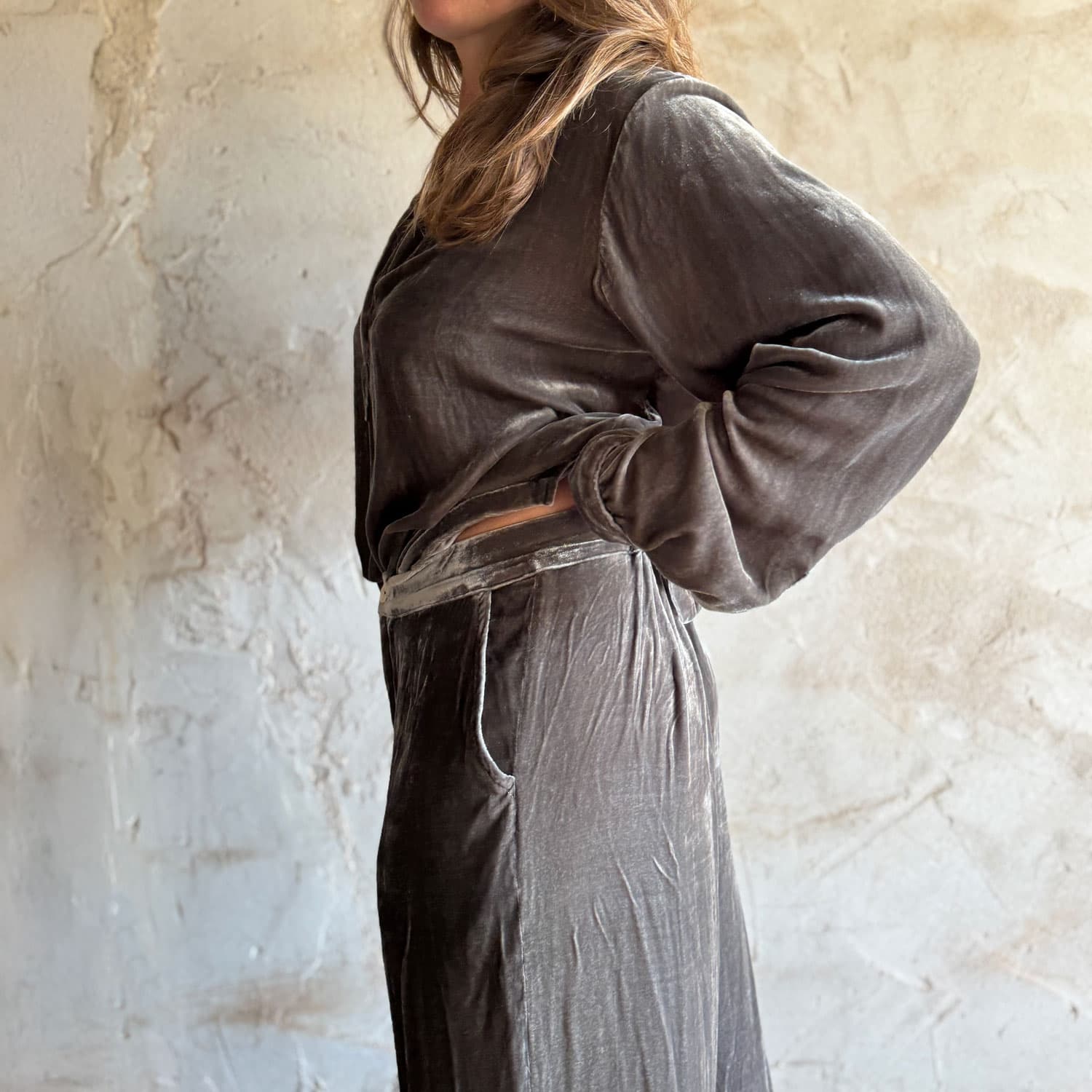 Ella Pants - Women - SV Silk Velvet - S045 Stone Grey - n°74 E - Shop - 7400000137158