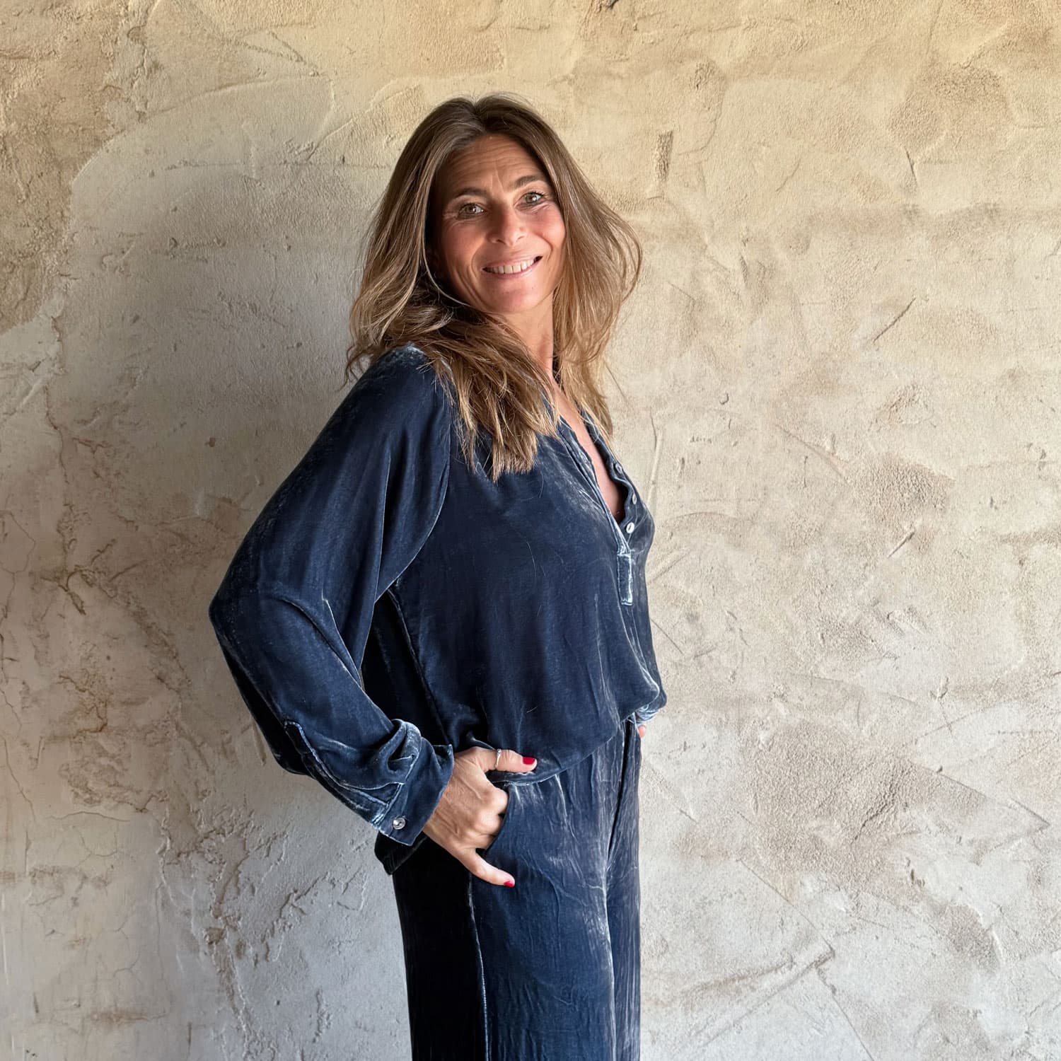 Ella Shirt - Women - SV Silk Velvet - S055 Aegean Blue - n°74 E - Shop - 7400000137166