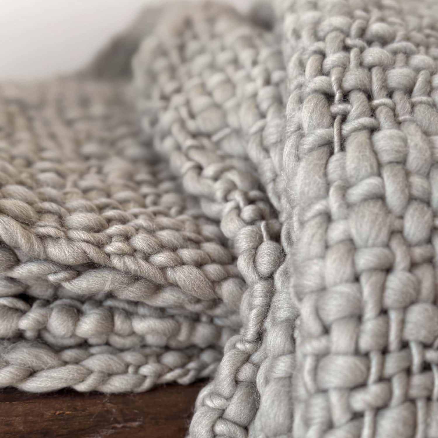 Handwoven Chunky Blanket - WO Wool - S049 Sage Green - n°74 E - Shop - 7400000137545