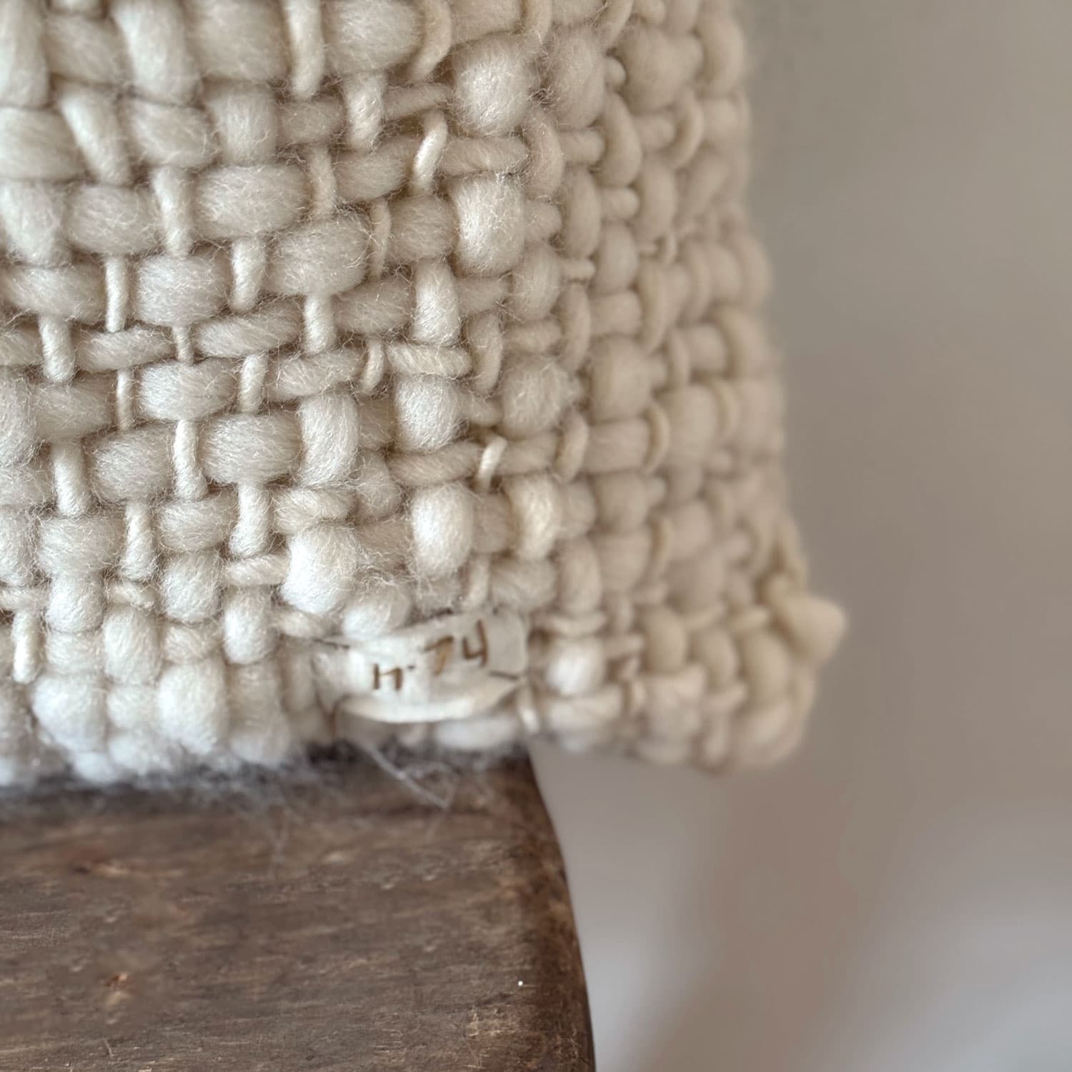 Handwoven Chunky Cushion - WO Wool - S000 Natural - Square - n°74 E - Shop - 