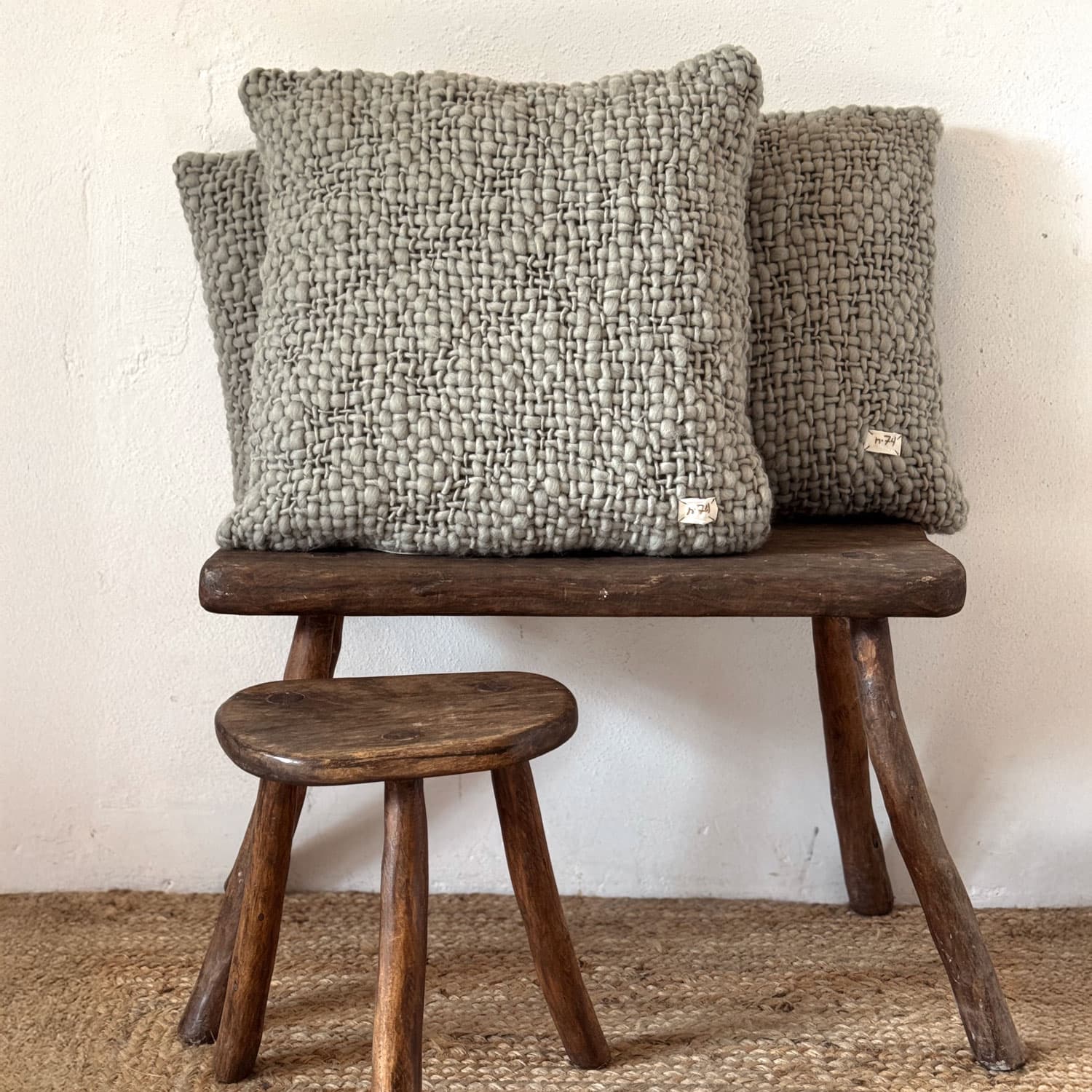 Handwoven Chunky Cushion - WO Wool - S049 Sage Green - Rectangle - n°74 E - Shop - 