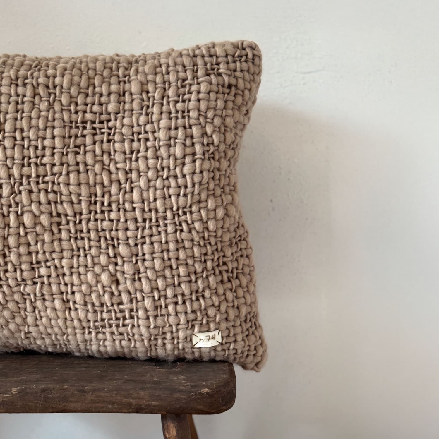 Handwoven Chunky Cushion - WO Wool - S061 Truffle - Rectangle - n°74 E - Shop - 