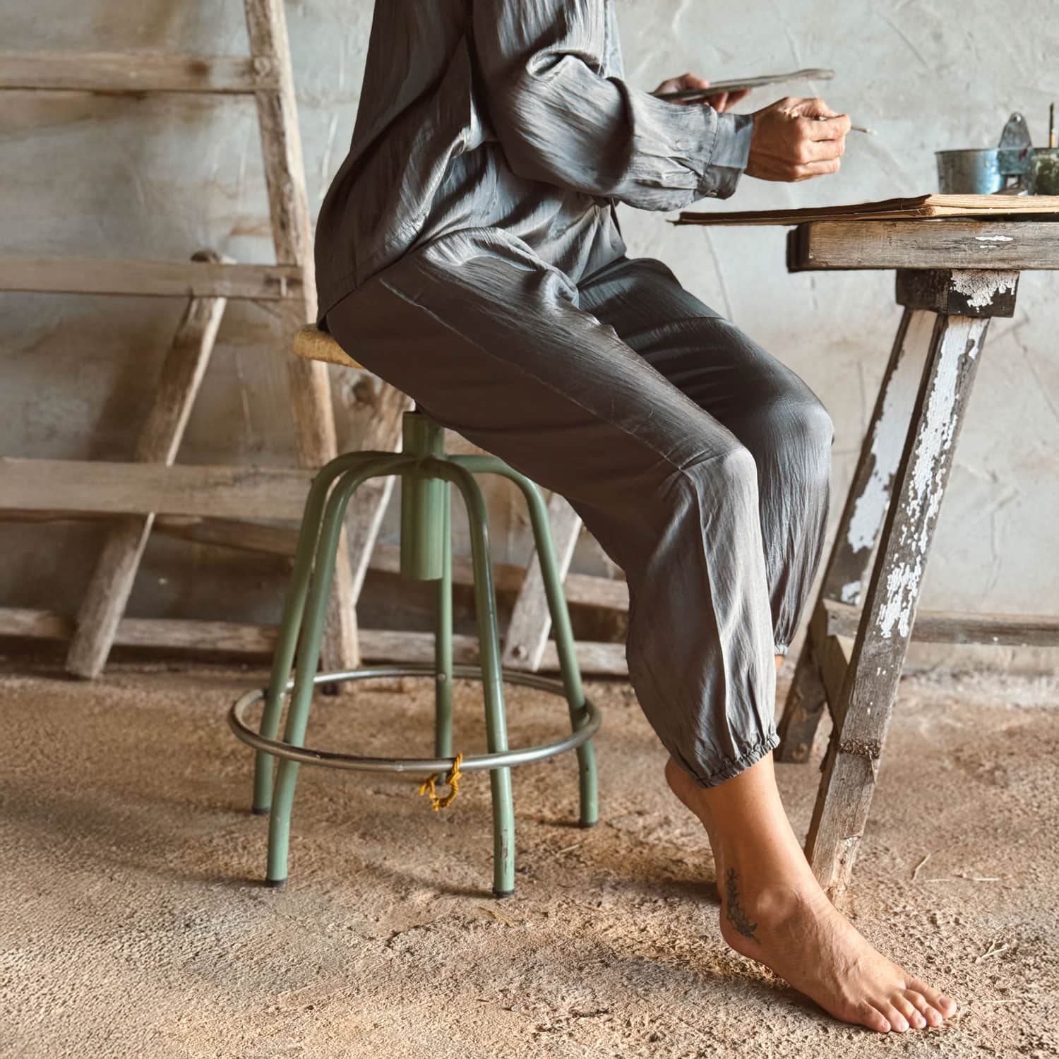 Joe Pants - Women - HS Habotai Silk 40 - S045 Stone Grey - n°74 E - Shop - 7400000137512