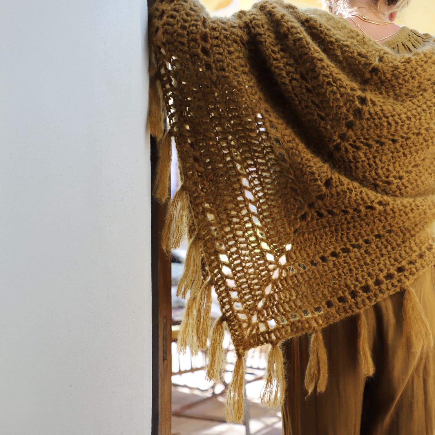 Juliana Crochet Shawl - Women - MO Mohair - S050 Antique Bronze