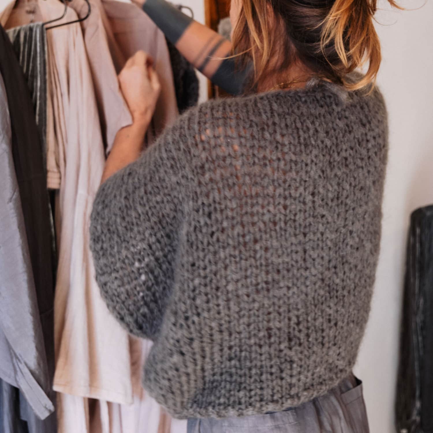 Lea Jumper - Women - MO Mohair - S045 Stone Grey - n°74 E - Shop - 7400000137522