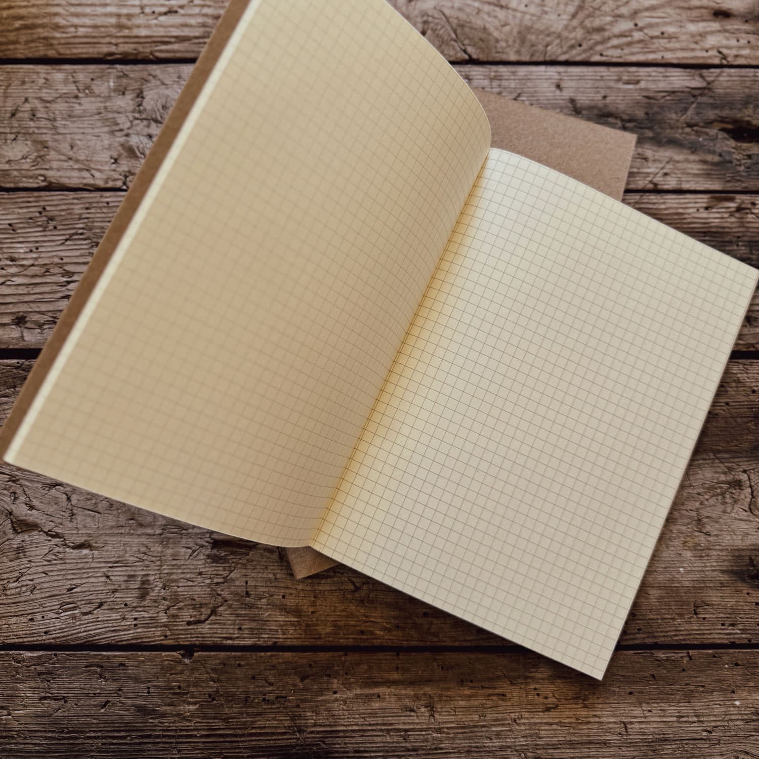 Leather Journal - S053 Tan - n°74 E - Shop - 7400000137499