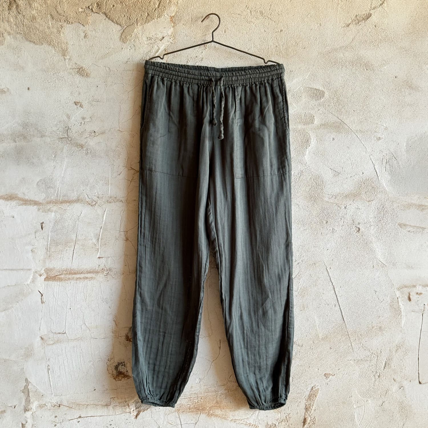 Leo Pants - Men - DS Double Saloo - S021 Dark Grey - n°74 E - Shop - 7400000136935