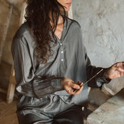 Lisa Shirt - Women - HS Habotai Silk 40 - S045 Stone Grey - n°74 E - Shop - 7400000137509