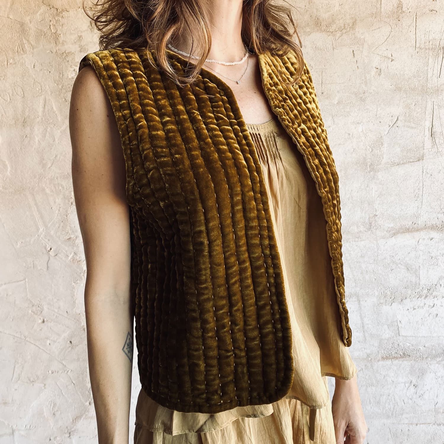 Nora Vest - Women - SV Silk Velvet - S050 Antique Bronze - n°74 E - Shop - 7400000136699