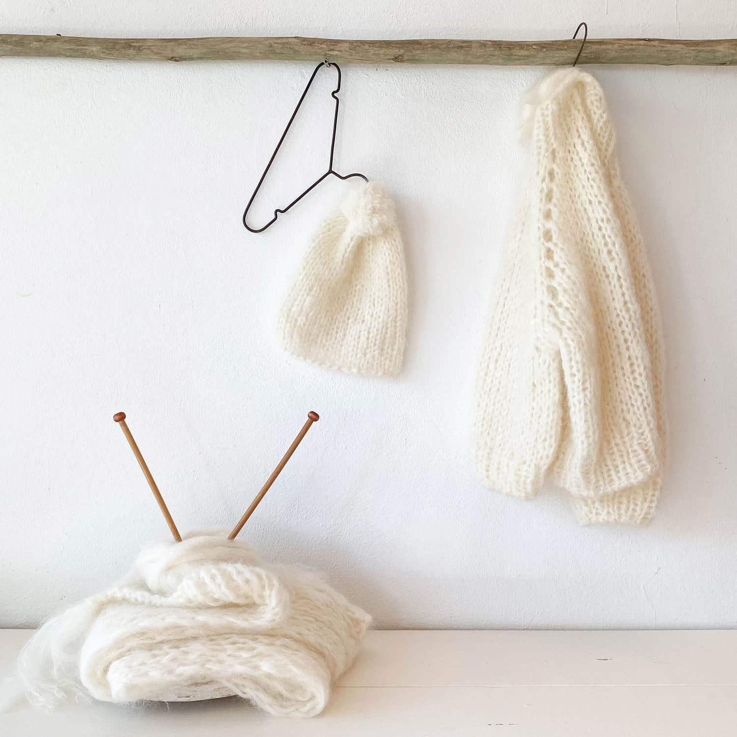 Atelier Pompom Beanie - Women - MO Mohair - S000 Natural - n°74 E - Shop - 7400000133819